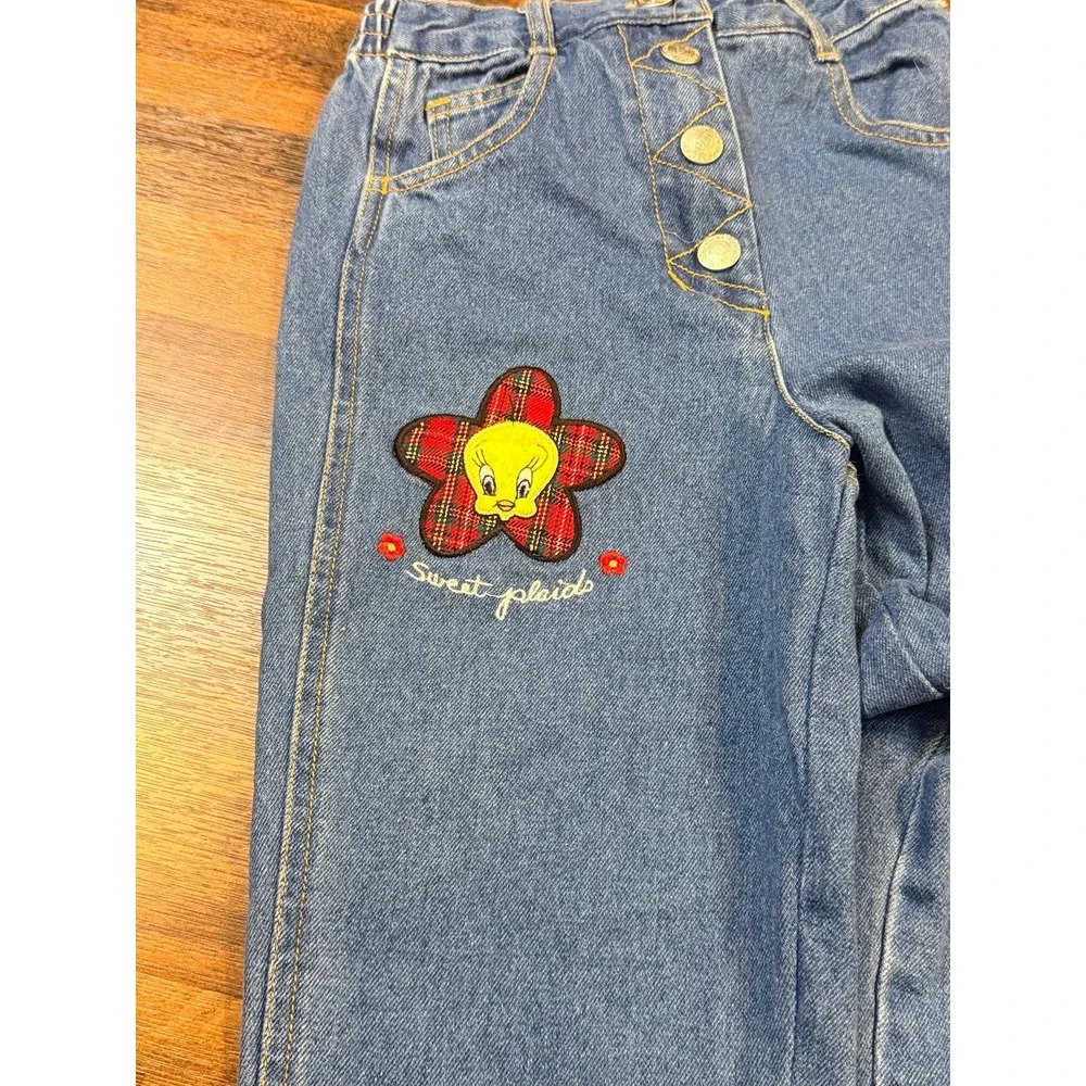 Looney Tunes Mania adorable girls